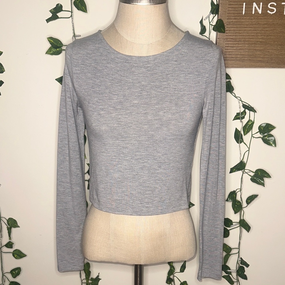 Forever 21 Basic Gray Long Sleeve Tee